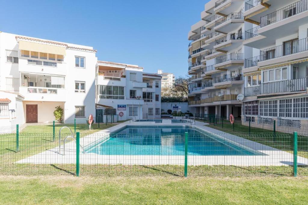 In Front Of Sea & Center Apartment Marbella Exterior photo